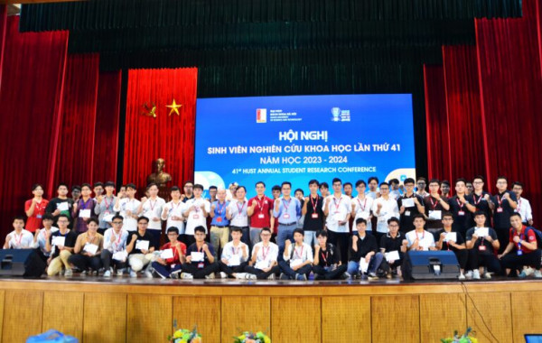[SME-NCKH] TRAO CHỨNG NHẬN CHO CÁC ĐỘI THAM GIA HỘI NGHỊ SINH VIÊN NGHIÊN CỨU KHOA HỌC LẦN THỨ 41 NĂM 2023 – 2024