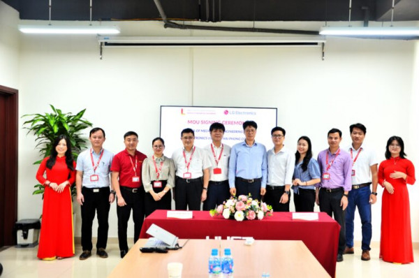 [SME – HTĐN] KÝ KẾT HỢP TÁC GIỮA TRƯỜNG CƠ KHÍ VÀ CÔNG TY LG ELECTRONICS