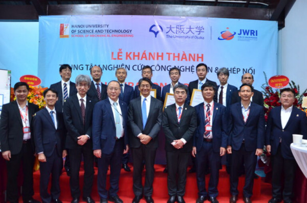 [SME] LỄ KHÁNH THÀNH TRUNG TÂM NGHIÊN CỨU CÔNG NGHỆ HÀN VÀ GHÉP NỐI HUST-UOSAKA