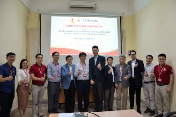 KÝ KẾT BIÊN BẢN GHI NHỚ GIỮA TRƯỜNG CƠ KHÍ VÀ CÔNG TY DRIMAES