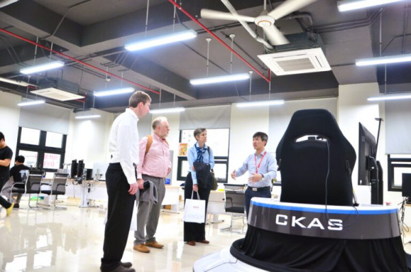 [SME] TRAO ĐỔI HỢP TÁC ĐÀO TẠO VÀ NGHIÊN CỨU VỚI CÁC GIÁO SƯ TRƯỜNG ĐẠI HỌC NORTH CAROLINA STATE