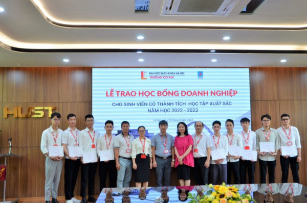 [SME – HỌC BỔNG] LỄ TRAO HỌC BỔNG DOANH NGHIỆP CHO SINH VIÊN ĐẠT THÀNH TÍCH XUẤT SẮC NĂM HỌC 2022-2023 CHUYÊN NGÀNH HÀN