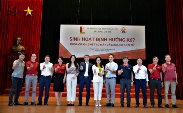 SINH HOẠT CÔNG DÂN ĐẦU KHÓA CHO SINH VIÊN K67 – KHOA CƠ KHÍ CHẾ TẠO MÁY VÀ KHOA CƠ ĐIỆN TỬ