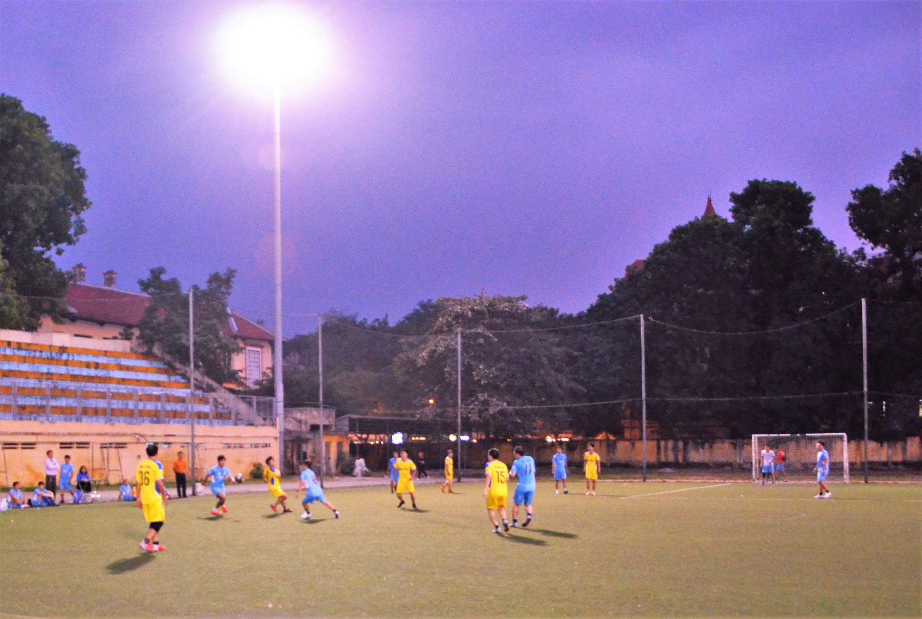 DSC 0111ab 2048x1375