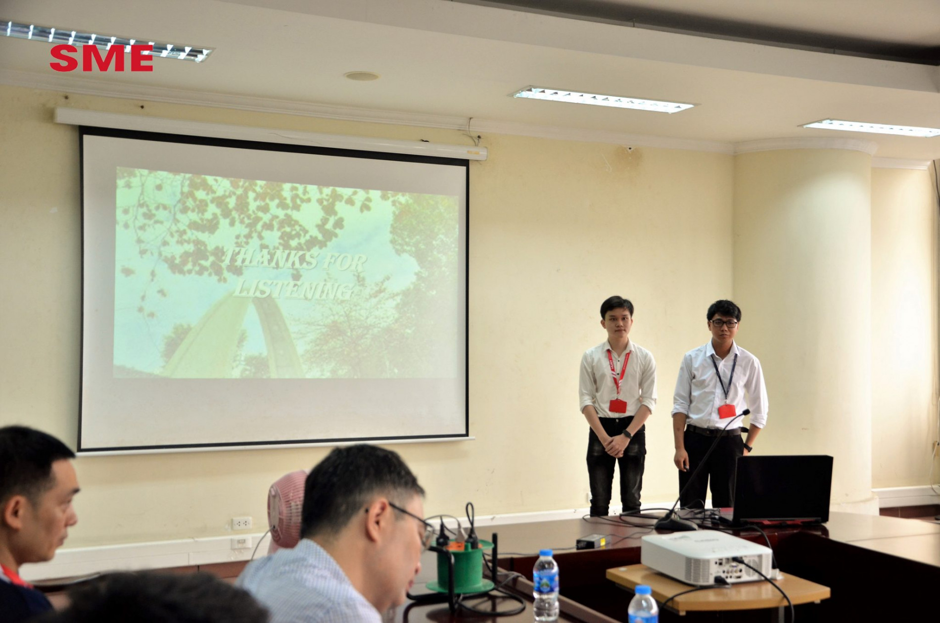 DSC 0123a copy 1 2048x1356