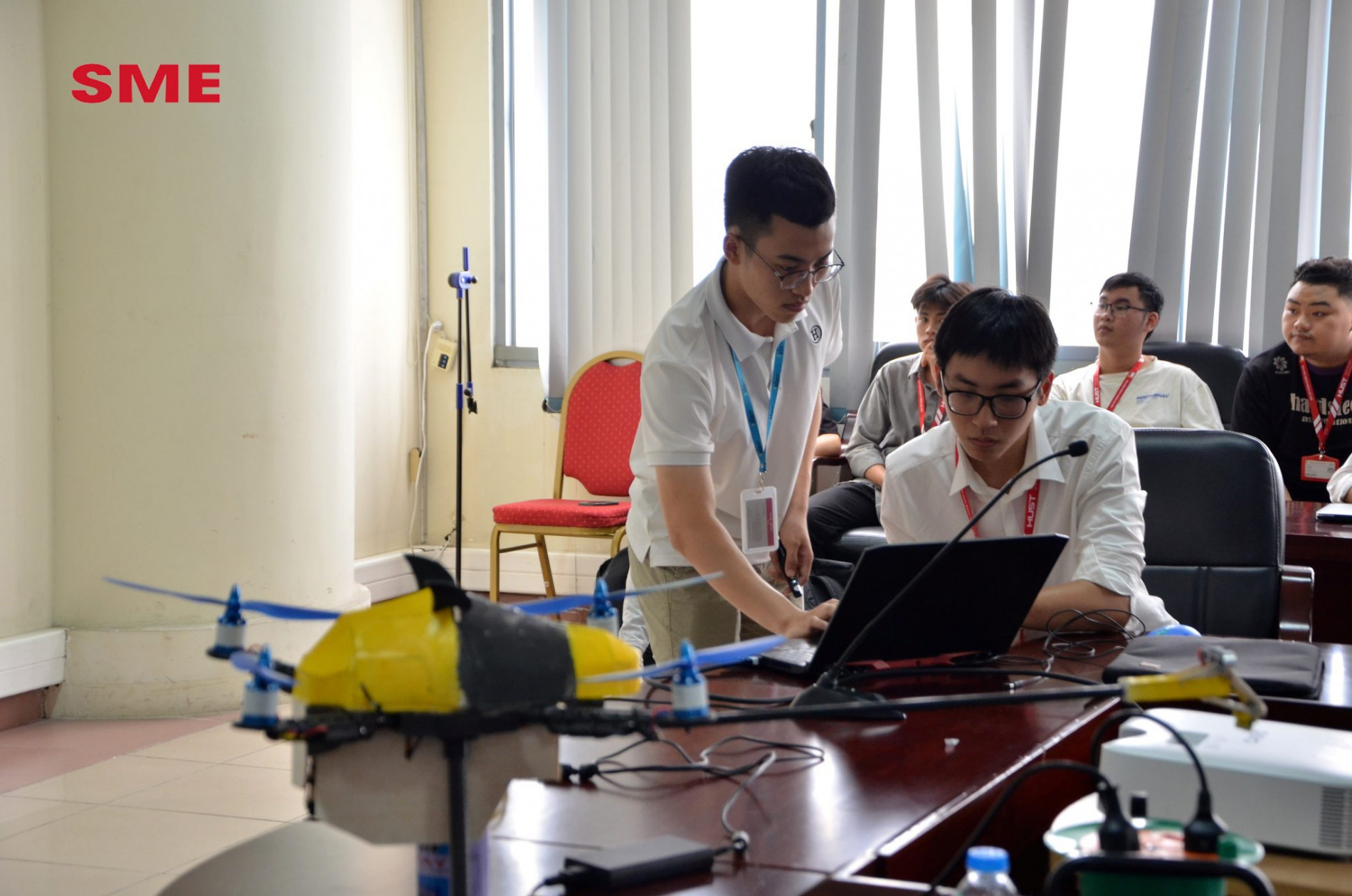 DSC 0140a copy1 2048x1356