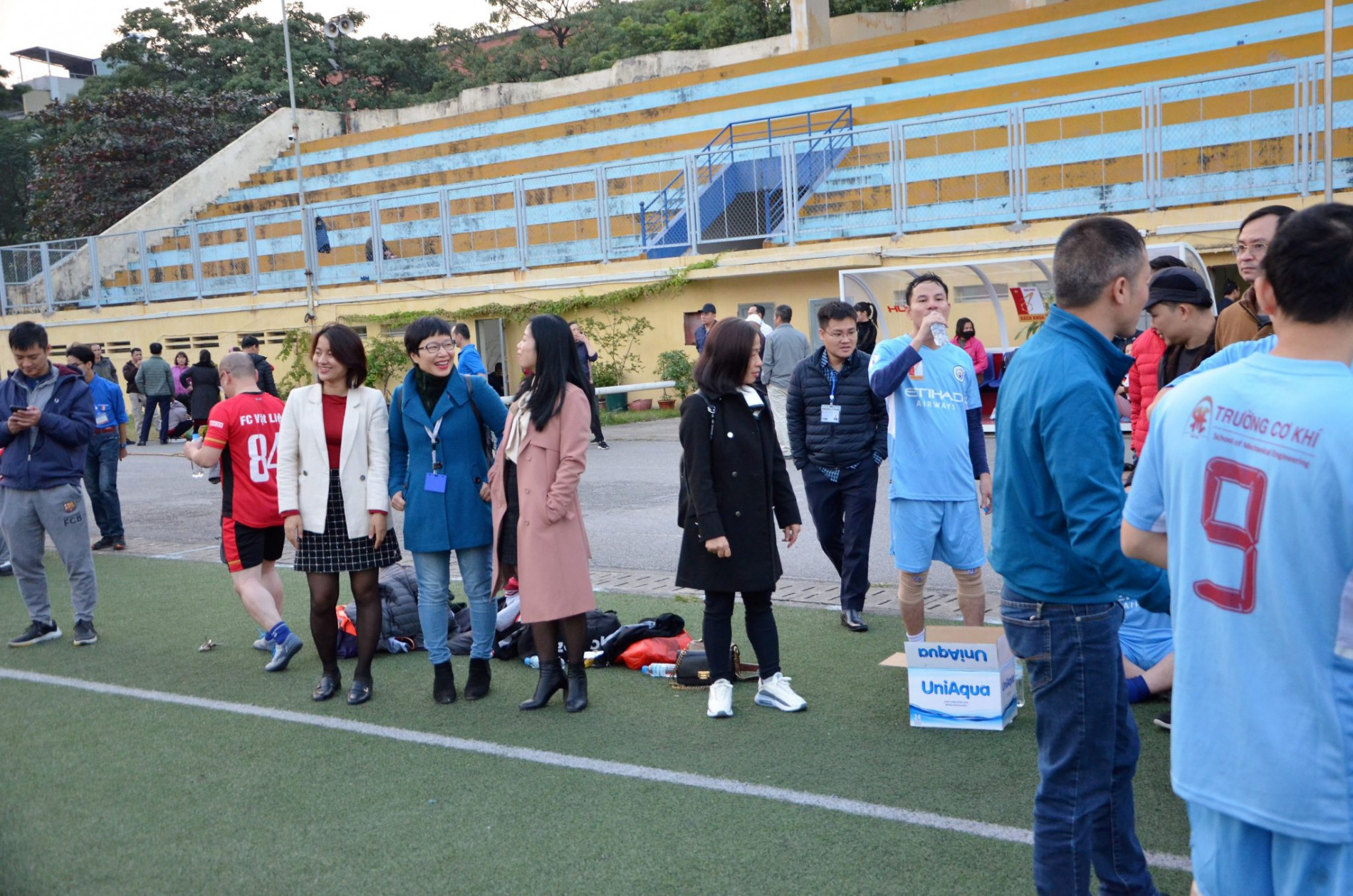 DSC 0142ab 2048x1357