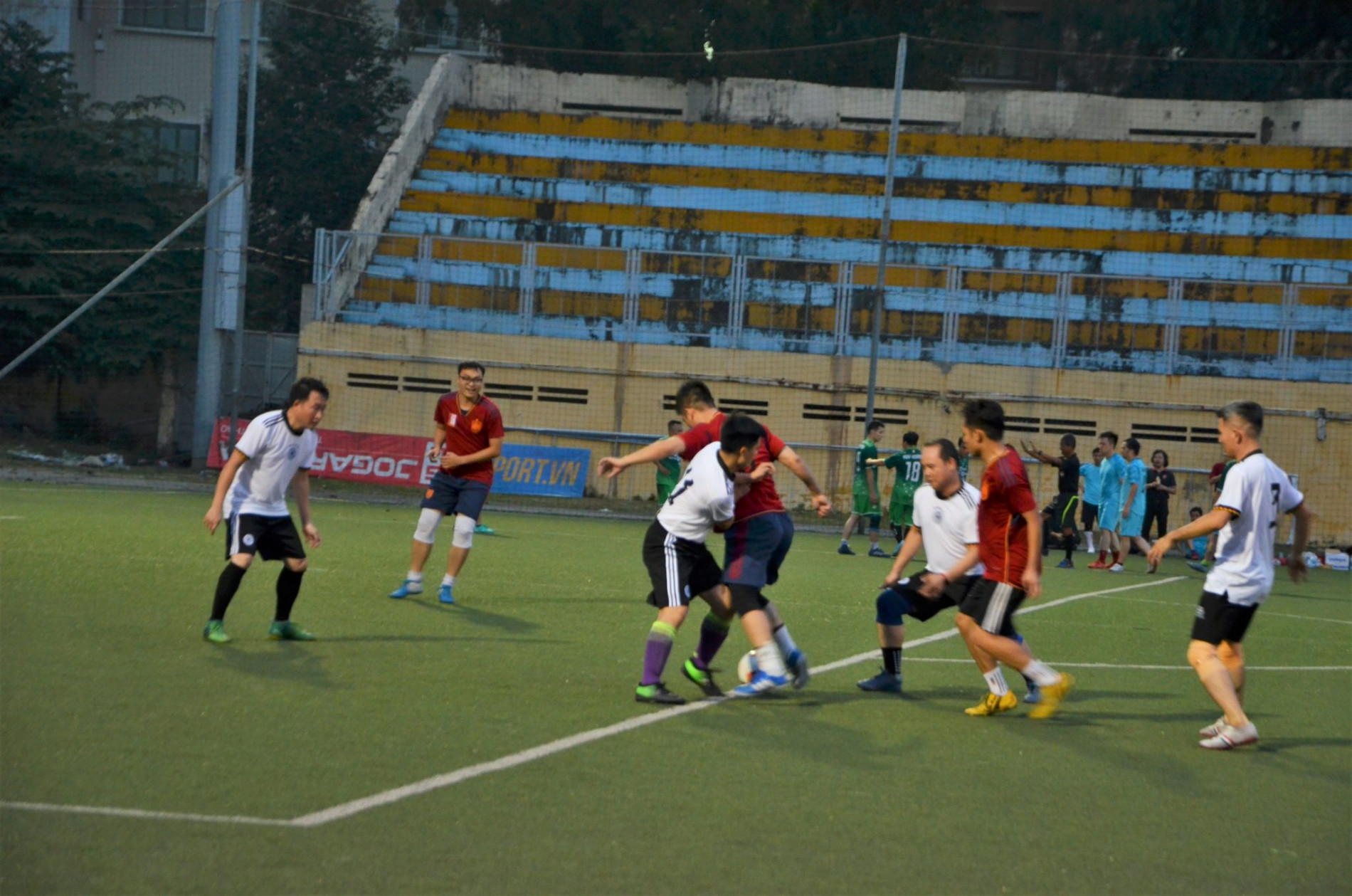 DSC 0147ab 2048x1357