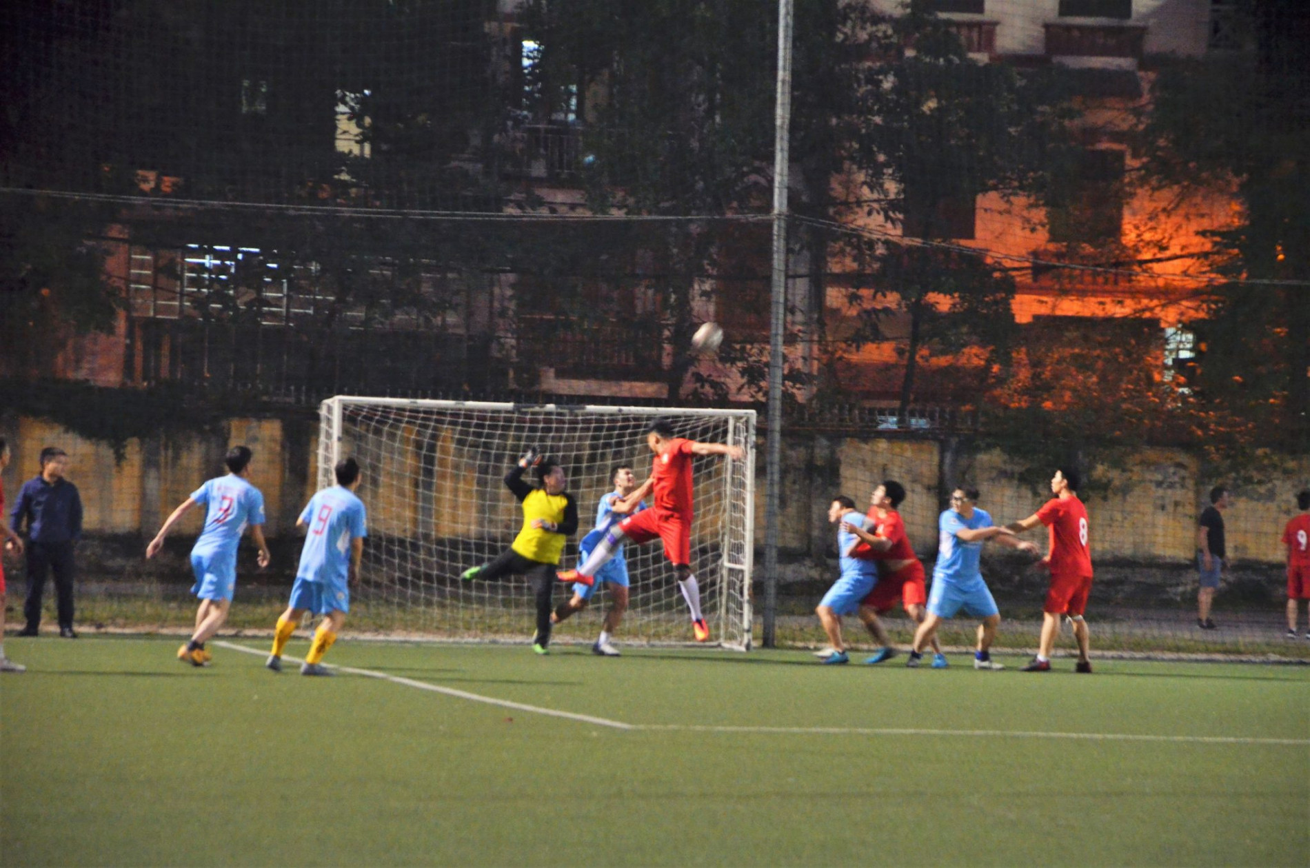 DSC 0166aa 2048x1356