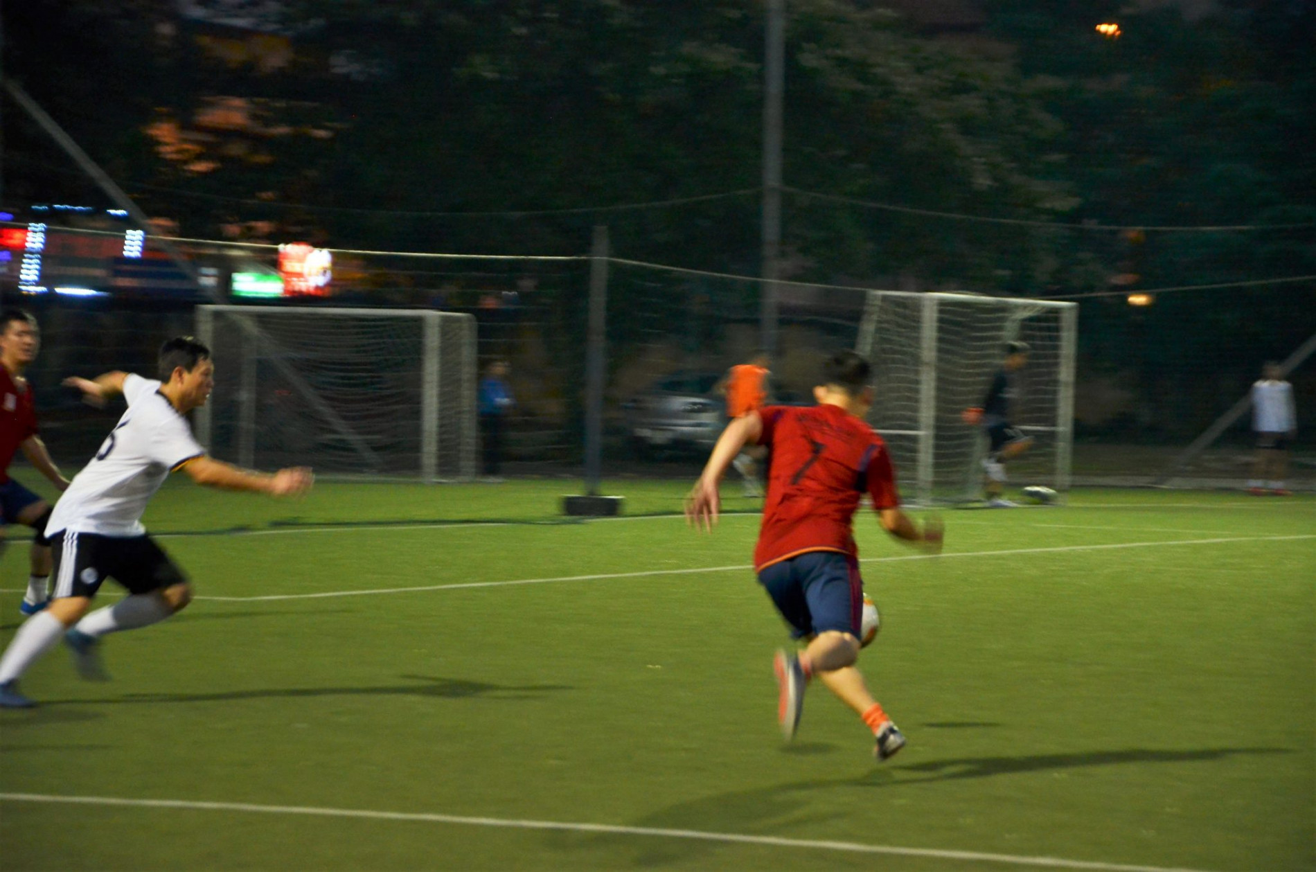 DSC 0193ab 2048x1357