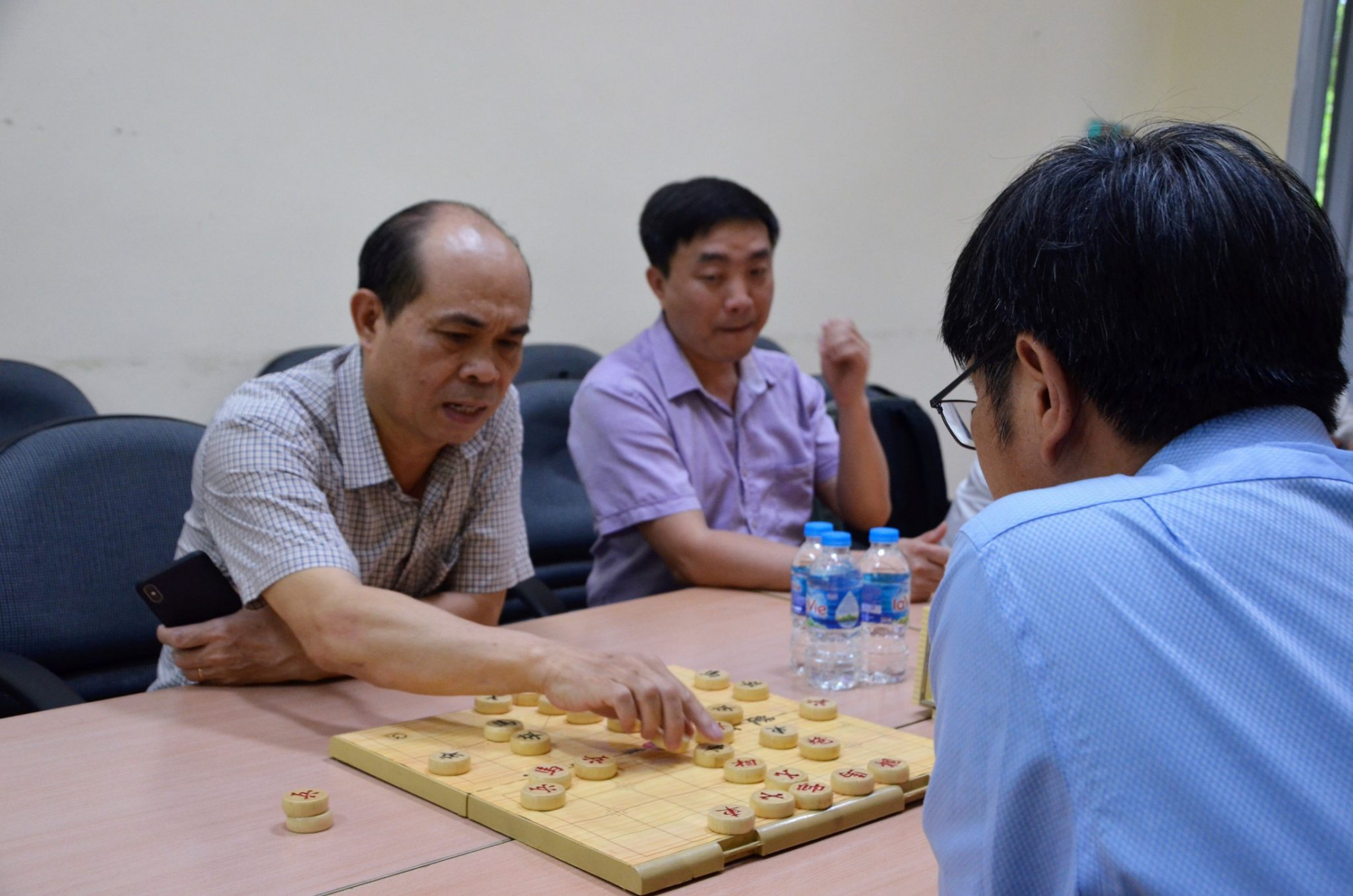 DSC 0259aa 2048x1356