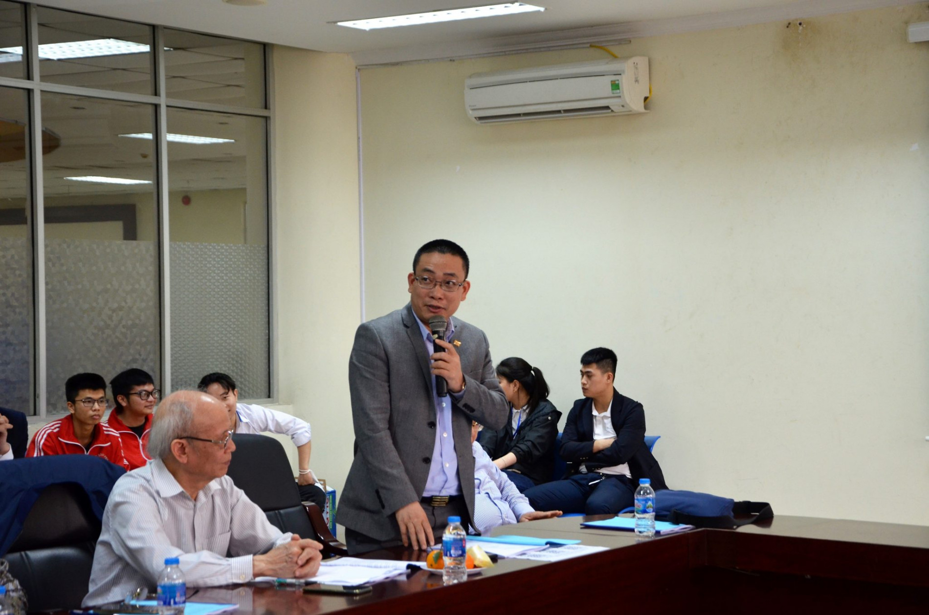 DSC 0267aa 2048x1356