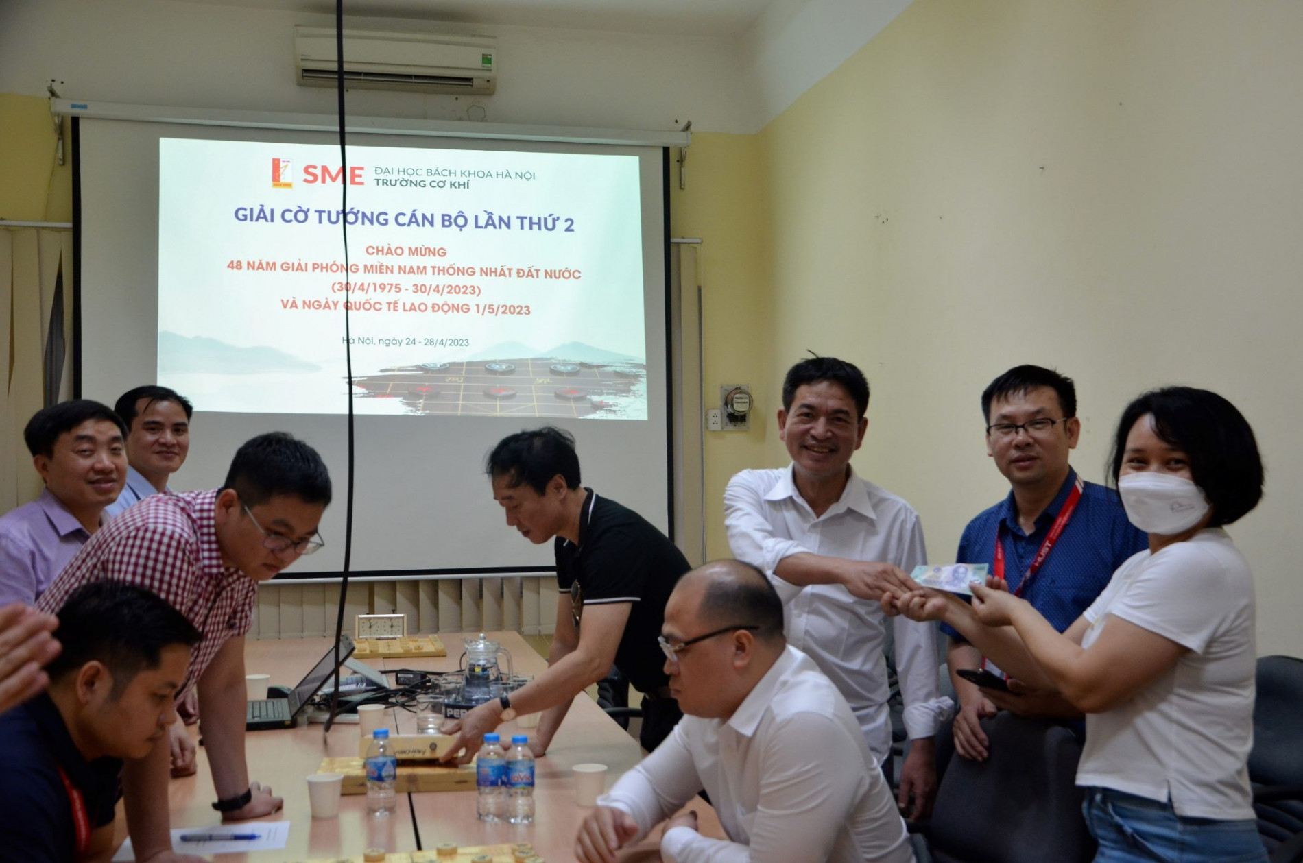 DSC 0290aa 2048x1356