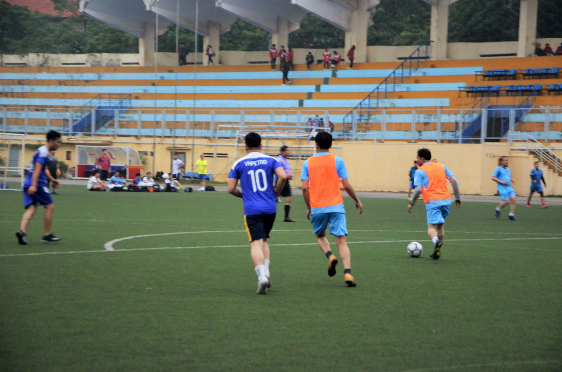 DSC 0294ab 2048x1357