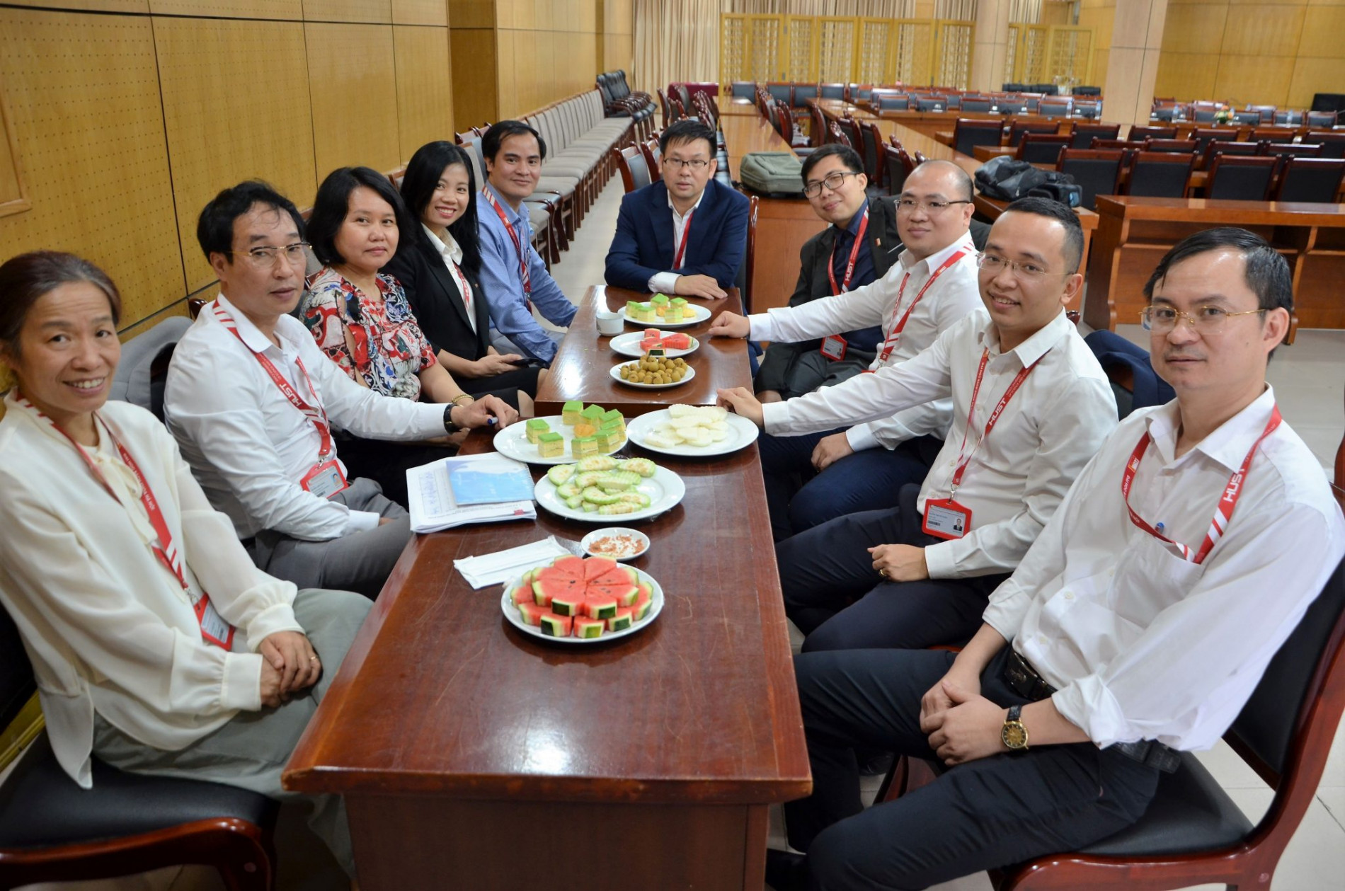 DSC 0297aa 2048x1356