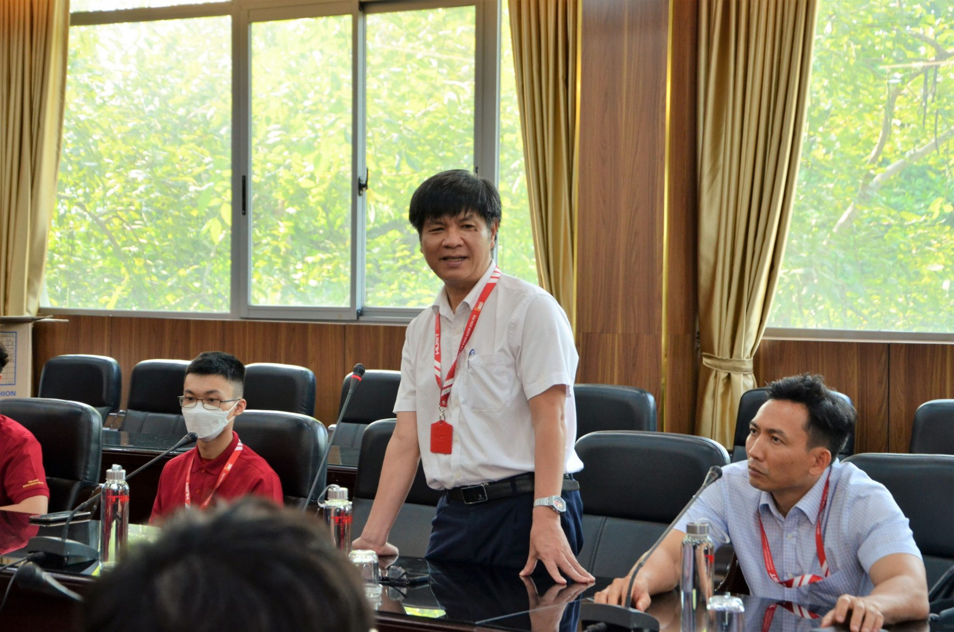 DSC 0304aa 2048x1356