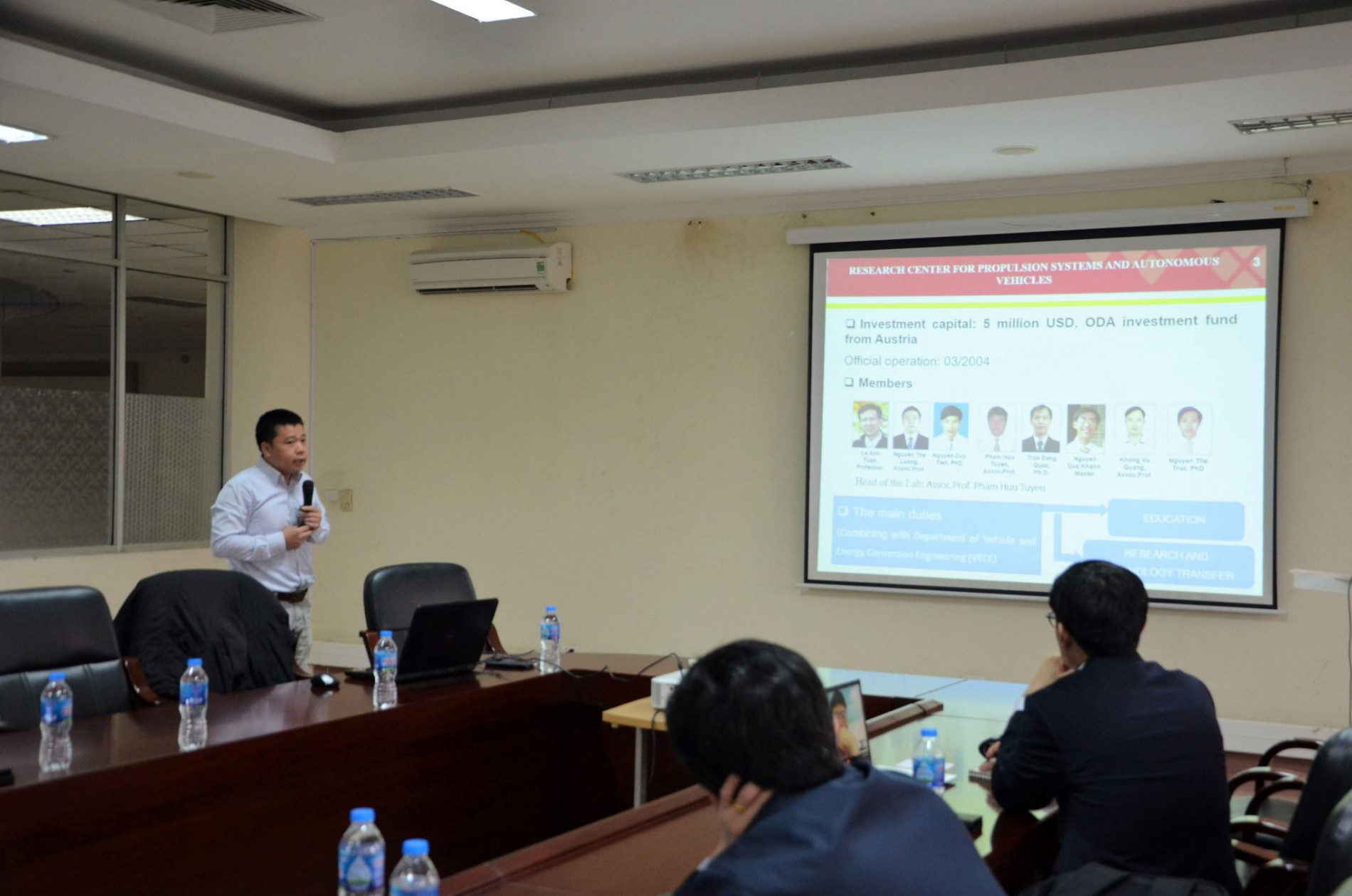 DSC 0313aa 2048x1356