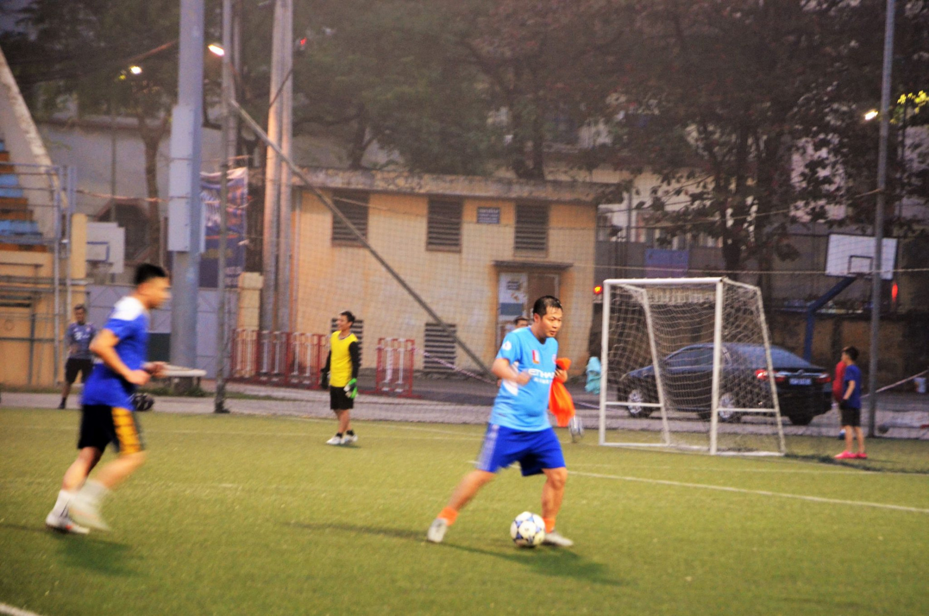 DSC 0363ab 2048x1359