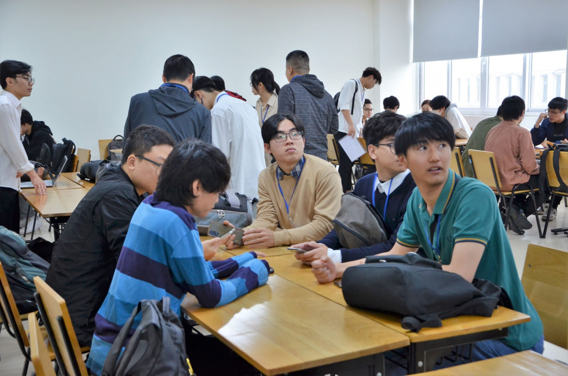 DSC 0366ab 2048x1356