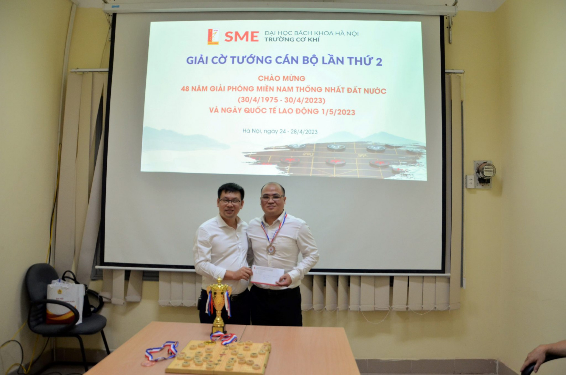 DSC 0624aa 2048x1356