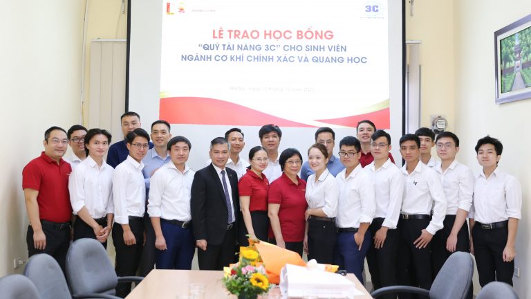 LỄ TRAO HỌC BỔNG “QUỸ TÀI NĂNG 3C”