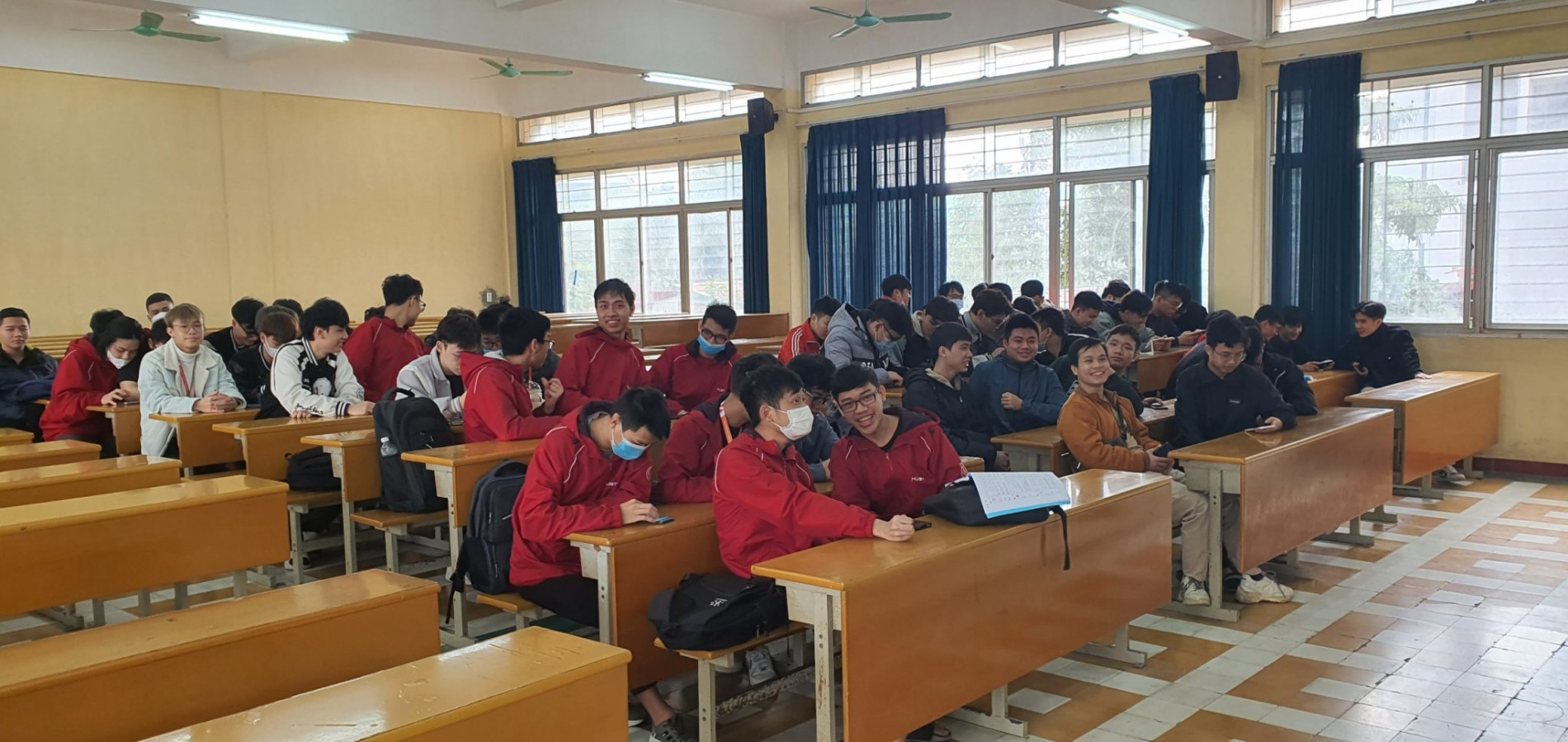 z4119164293793 f2fbcd71022bcdf6d1f55e555327a79b 2048x969