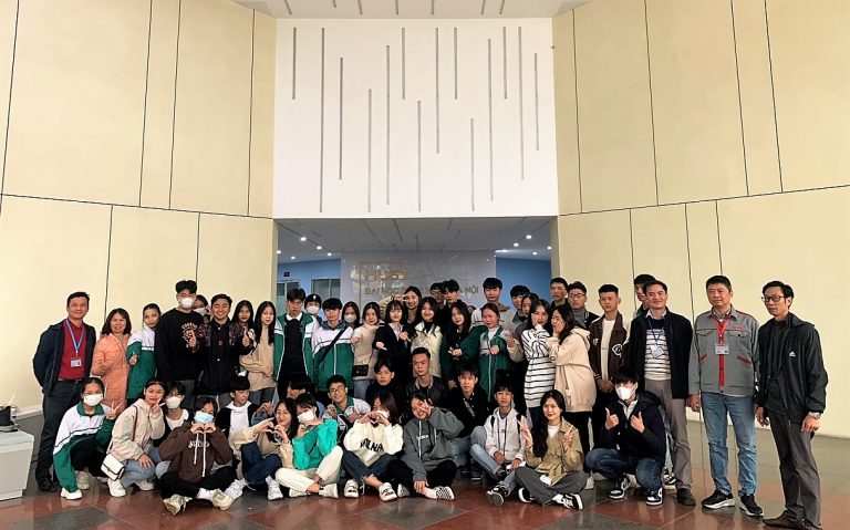 [TRẢI NGHIỆM] MỘT NGÀY TẠI TRƯỜNG CƠ KHÍ CỦA HỌC SINH TRƯỜNG PTTH QUẾ VÕ