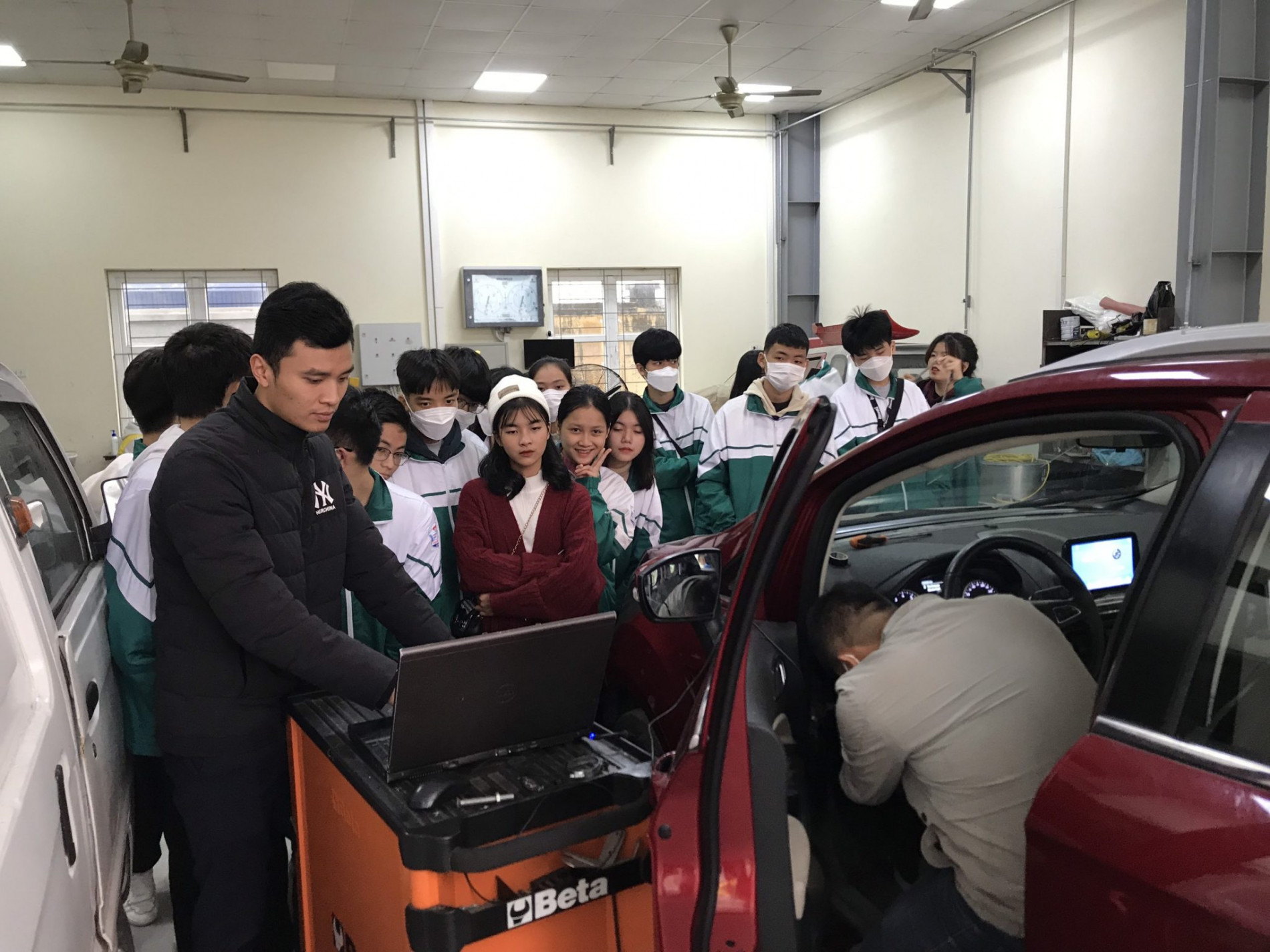 z3945348072472 ea2fbfbd28dd9bc0cf8362d64dfd035d 2048x1536