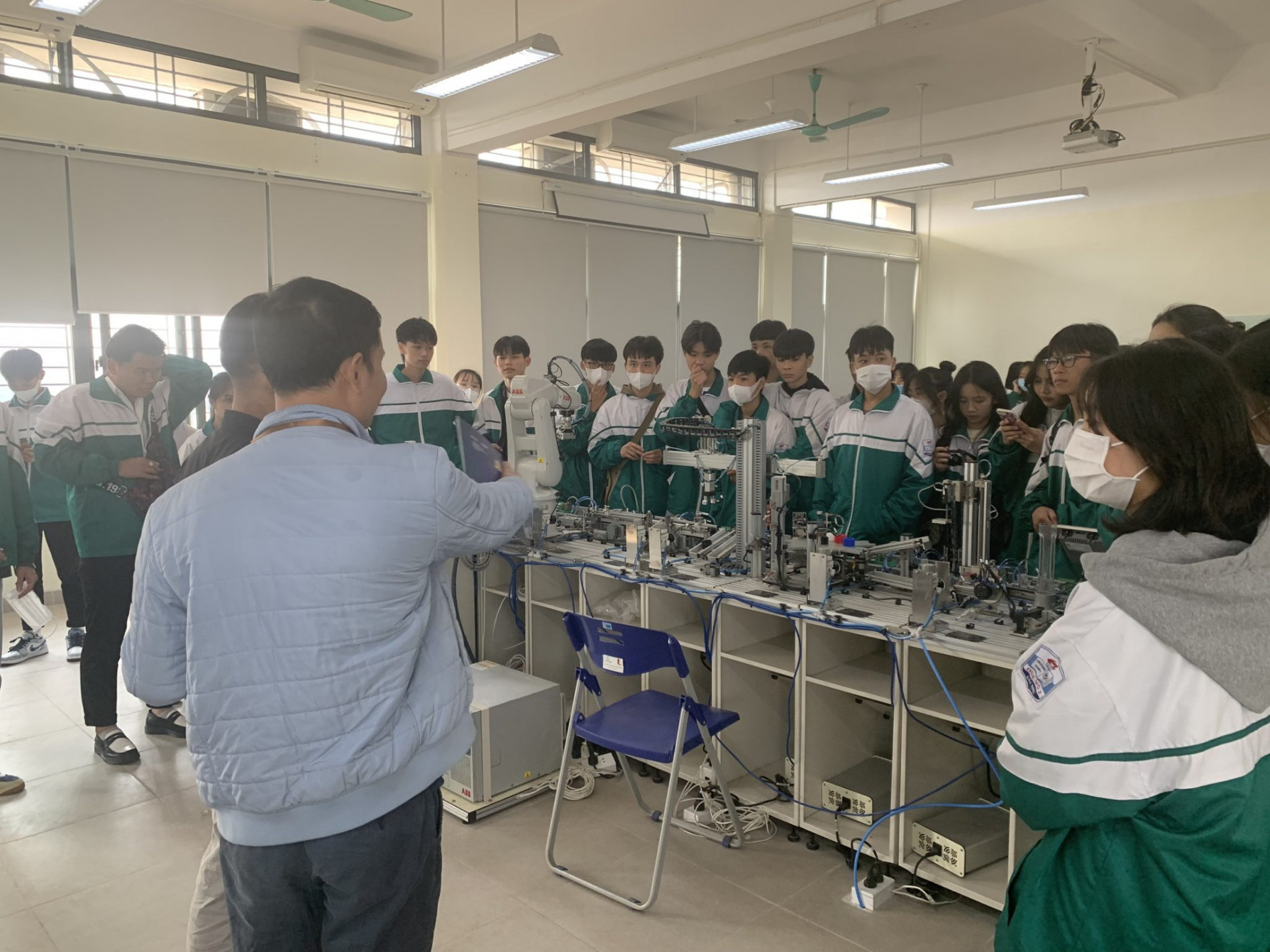 z3979193313829 753995d4fff3cfe70f6dc580208d3adb 2048x1536